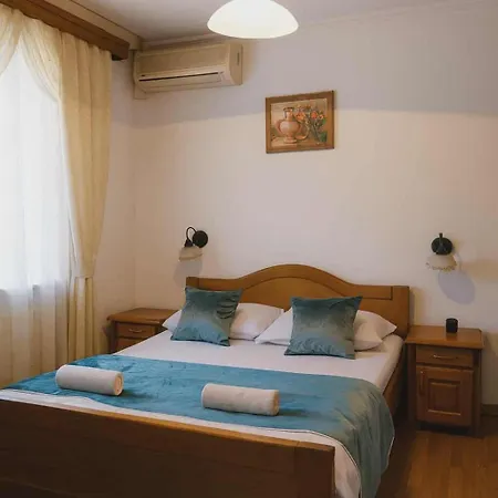 Vijecnica Bed & Breakfast 4*