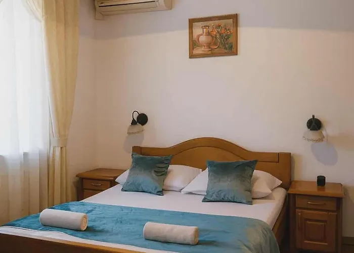 Vijecnica Bed & Breakfast 4*